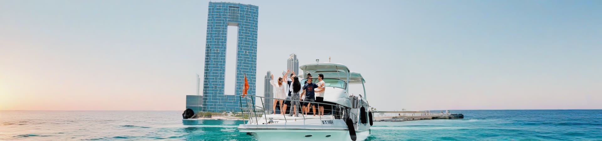 1 Hour Dubai Marina Yacht Tour